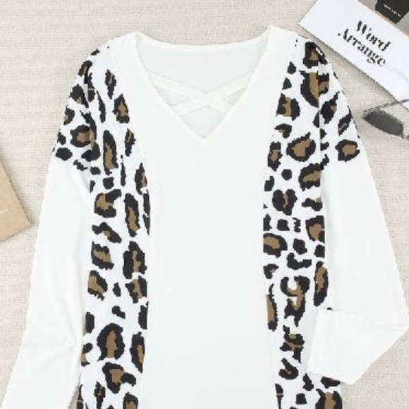 💜 New Leopard Criss Cross Neck Top - Picture 4 of 4